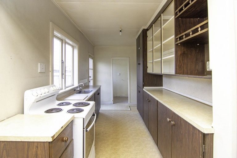 Photo of property in 64 Lyndhurst Street, Takaro, Palmerston North, 4412