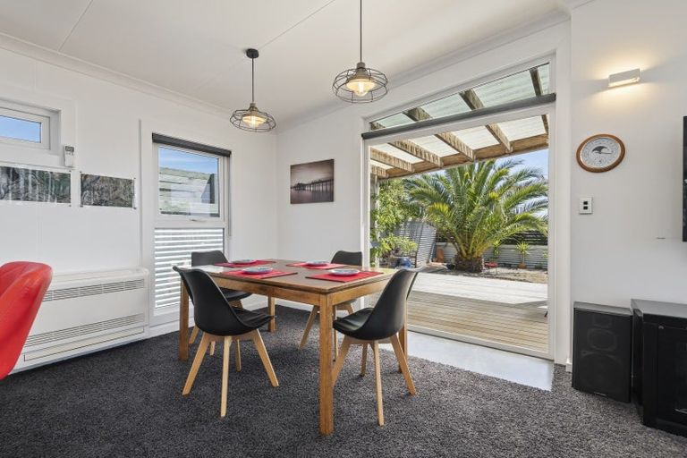 Photo of property in 41 Punga Street, Tangimoana, 4822