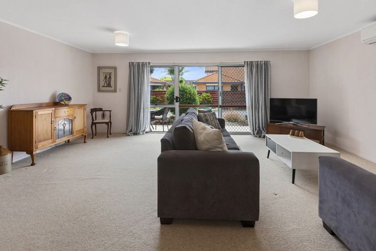 Photo of property in 1/19 Elizabeth Street, Kensington, Whangarei, 0112