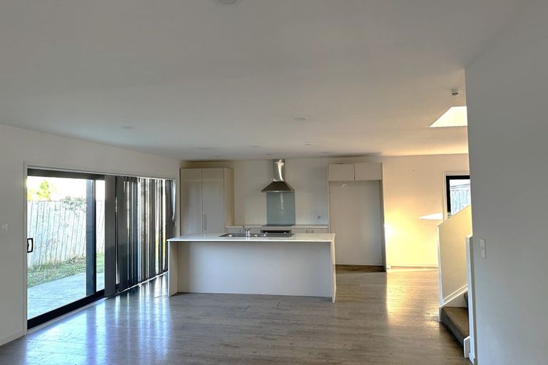 Photo of property in 53a Robertson Road, Favona, Auckland, 2024