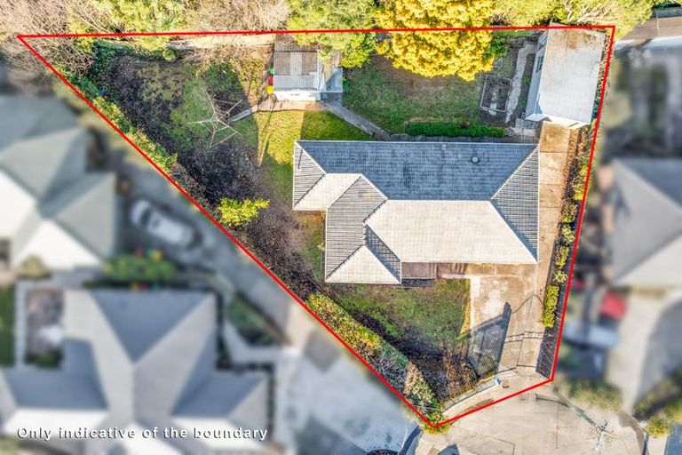 Photo of property in 5 Sealy Place, Bryndwr, Christchurch, 8053