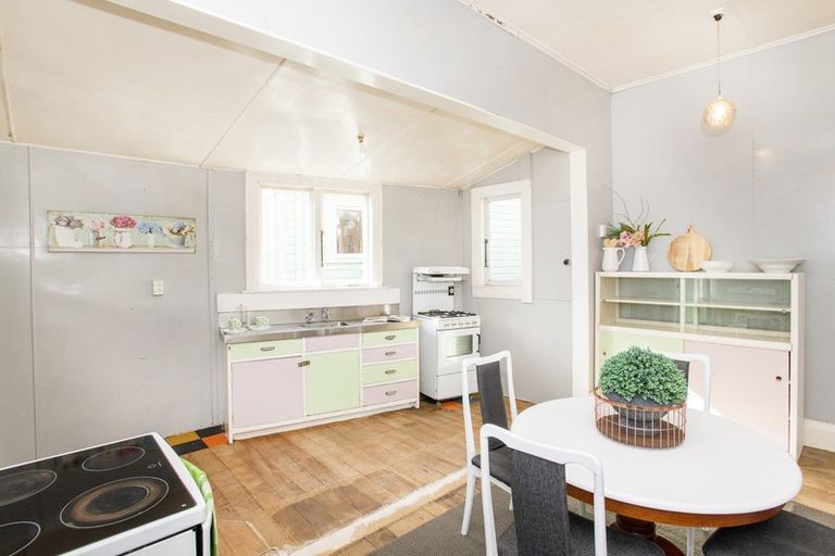 Photo of property in 12 Bayly Street, Te Hapara, Gisborne, 4010