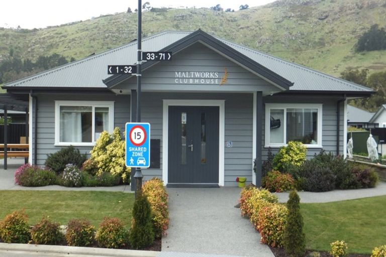 Photo of property in Maltworks Villas, 52/60 Port Hills Road, Heathcote Valley, Christchurch, 8022