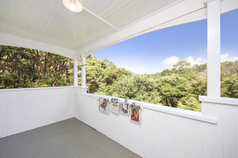 Photo of property in 22 Crows Road, Swanson, Auckland, 0614