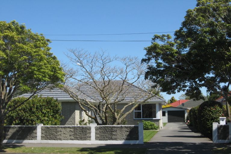 Photo of property in 4 Leacroft Street, Bishopdale, Christchurch, 8053