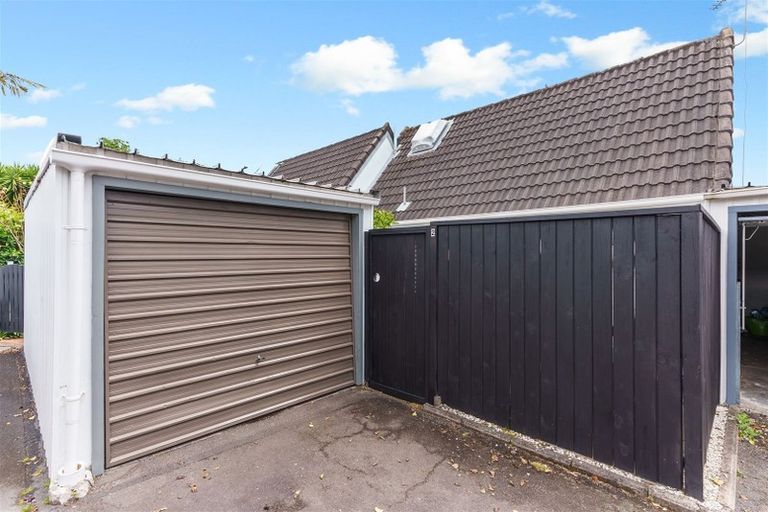 Photo of property in 2/93 Saint Lukes Road, Sandringham, Auckland, 1025