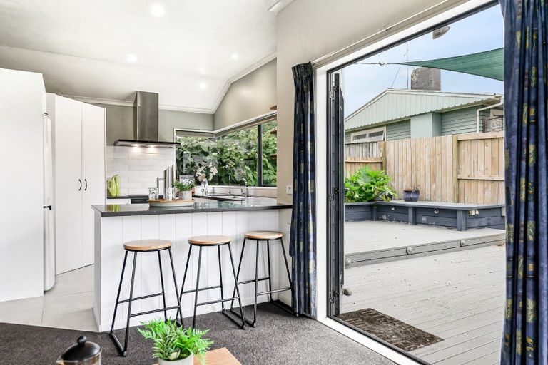 Photo of property in 17a Mitcham Avenue, Forest Lake, Hamilton, 3200