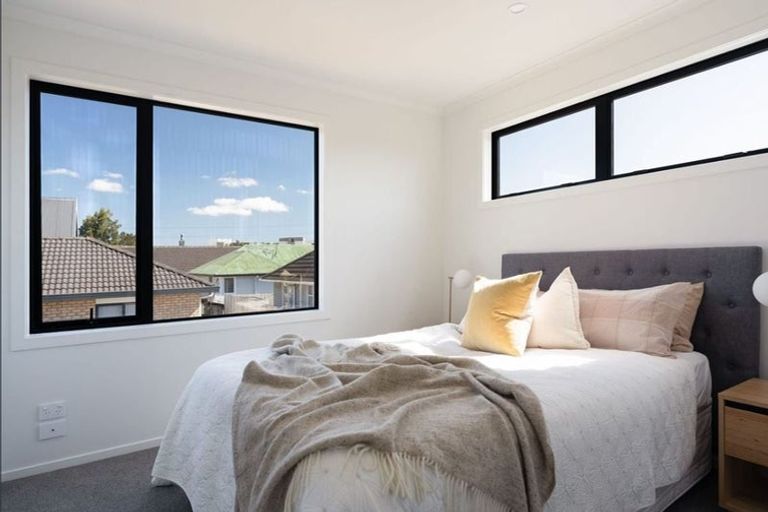 Photo of property in 1/78 Swaffield Road, Papatoetoe, Auckland, 2025