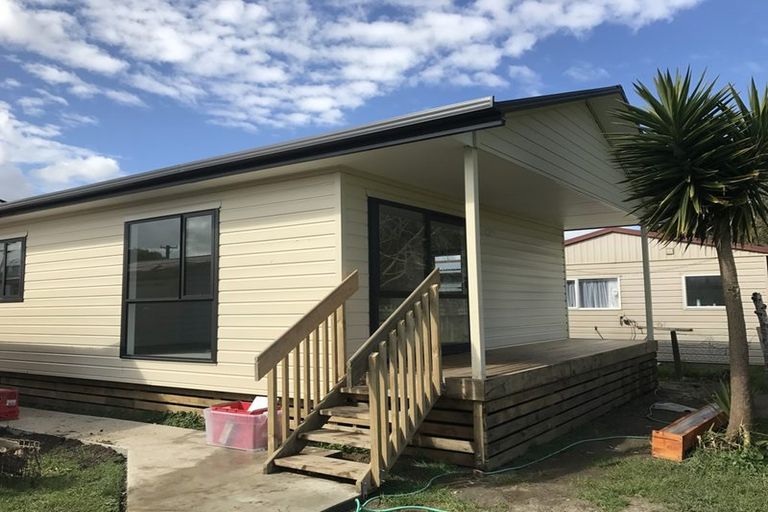 Photo of property in 33 Eddowes Street, Manurewa, Auckland, 2102