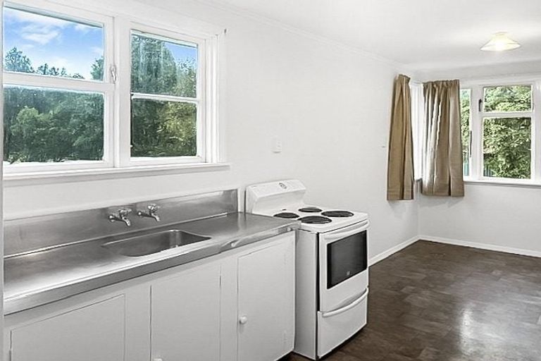 Photo of property in 15 Redfern Street, Dannevirke, 4930