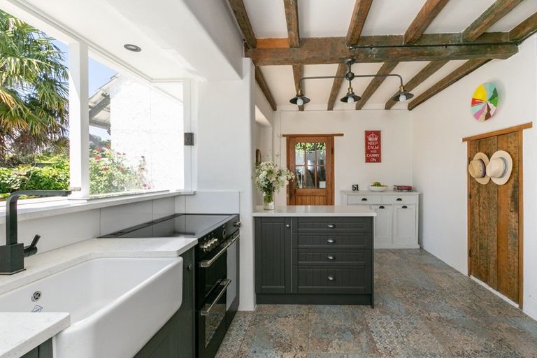 Photo of property in 51 Simla Avenue, Havelock North, 4130