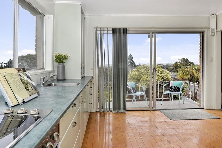 Photo of property in 1/117 Golf Road, New Lynn, Auckland, 0600