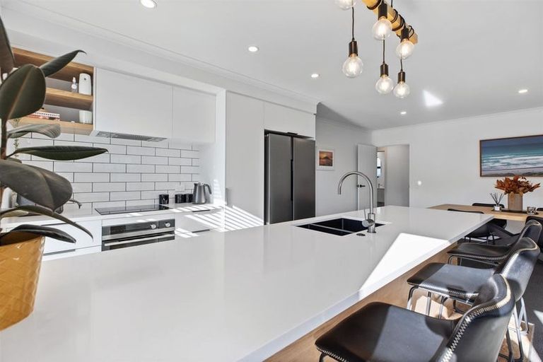 Photo of property in 21 Augusta Rise, Omokoroa, 3114