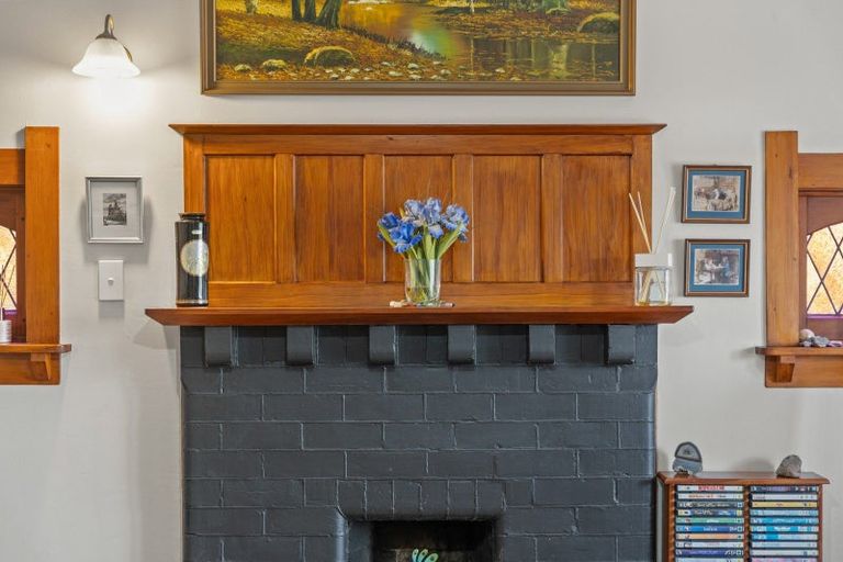 Photo of property in 1 Tawa Street, Gonville, Whanganui, 4501