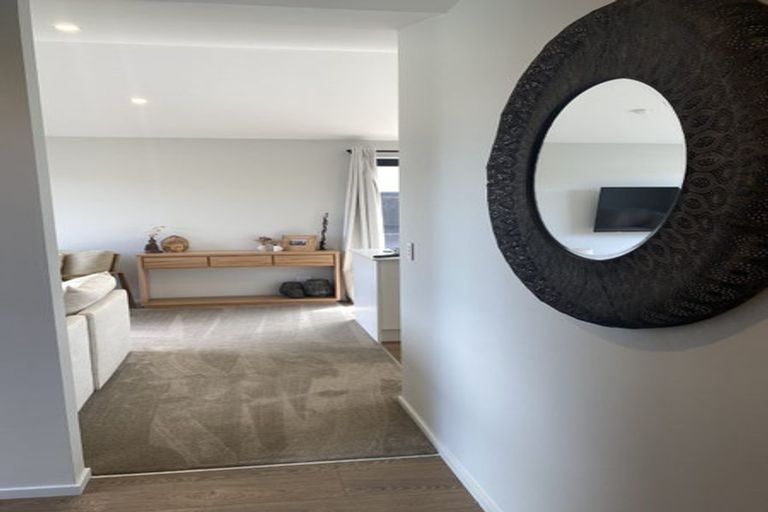 Photo of property in 32 Kiekie Road, Casebrook, 8051