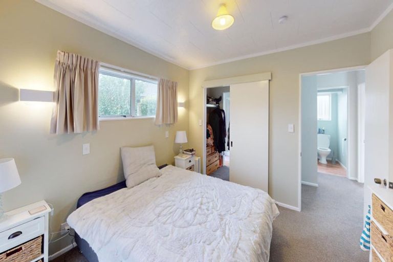 Photo of property in 4 Emmerdale Mews, Highbury, Palmerston North, 4412