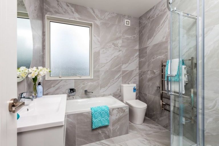 Photo of property in 16 Ketu Court, Albany Heights, Auckland, 0632