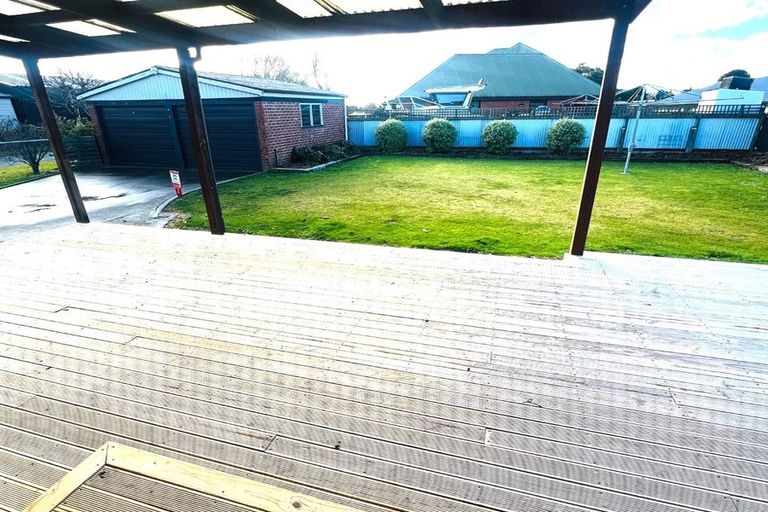 Photo of property in 17 Richard Pearse Drive, Temuka, 7920