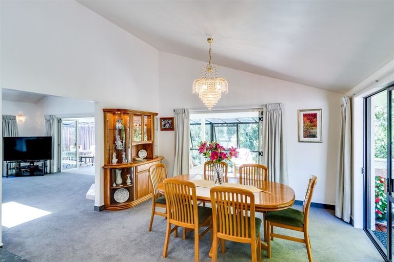 Photo of property in 90 Simla Avenue, Havelock North, 4130