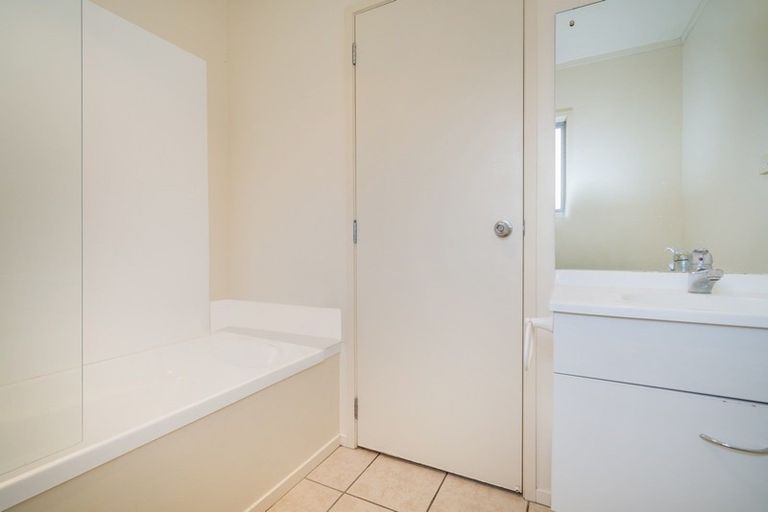 Photo of property in Mayfair Gardens, 3/2 Mayfair Close, Whitianga, 3510