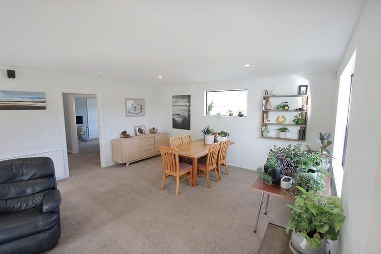 Photo of property in 1 White Hart Lane, Mosgiel, 9024