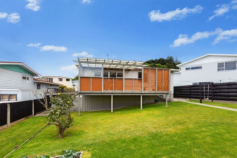 Photo of property in 4 Spey Place, Papakowhai, Porirua, 5024