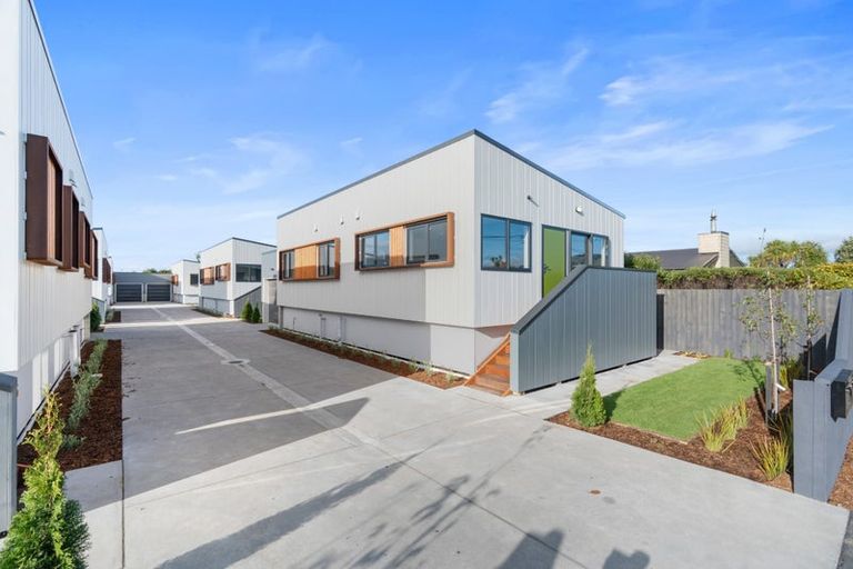 Photo of property in 5/381 Pine Avenue, South New Brighton, Christchurch, 8062