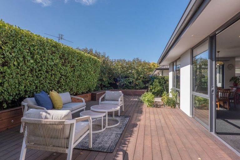 Photo of property in 82 Condell Avenue, Papanui, Christchurch, 8053