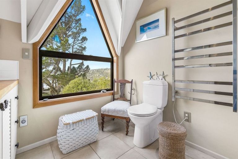 Photo of property in 10 Tuawera Terrace, Clifton, Christchurch, 8081