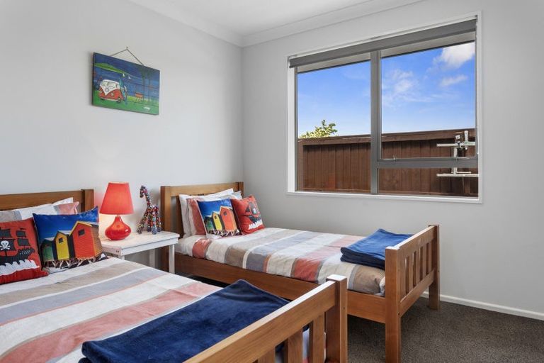 Photo of property in 28 Sequoia Way, Rangiora, 7400