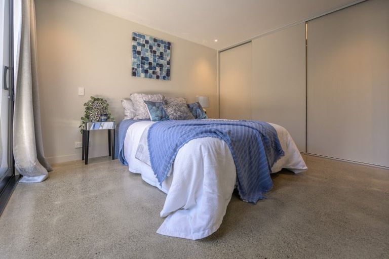 Photo of property in 6/8 Sussex Street, Nelson, 7010