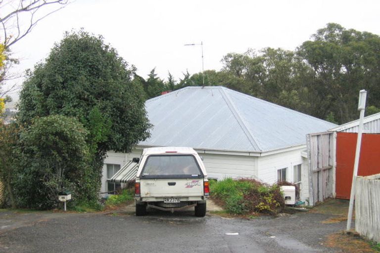 Photo of property in 15 Lawrence Road, Hospital Hill, Napier, 4110