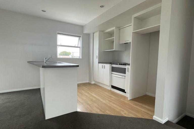 Photo of property in 132 Purchas Street, Edgeware, Christchurch, 8013