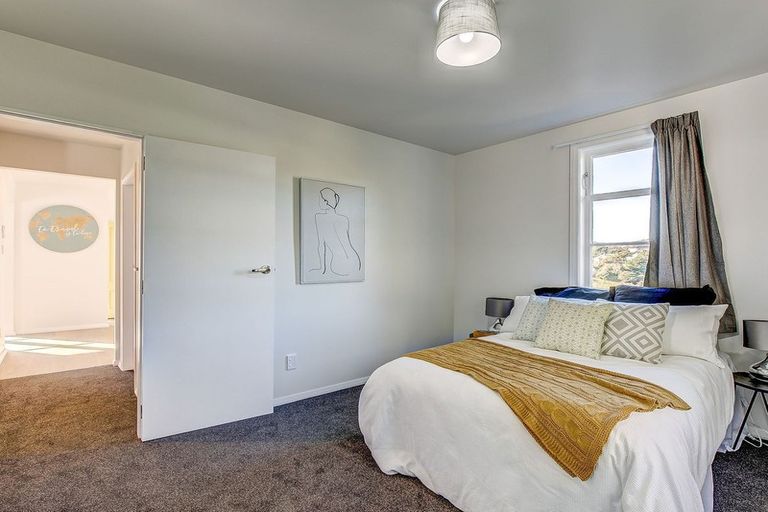 Photo of property in 33 Maher Place, Ranui, Porirua, 5024