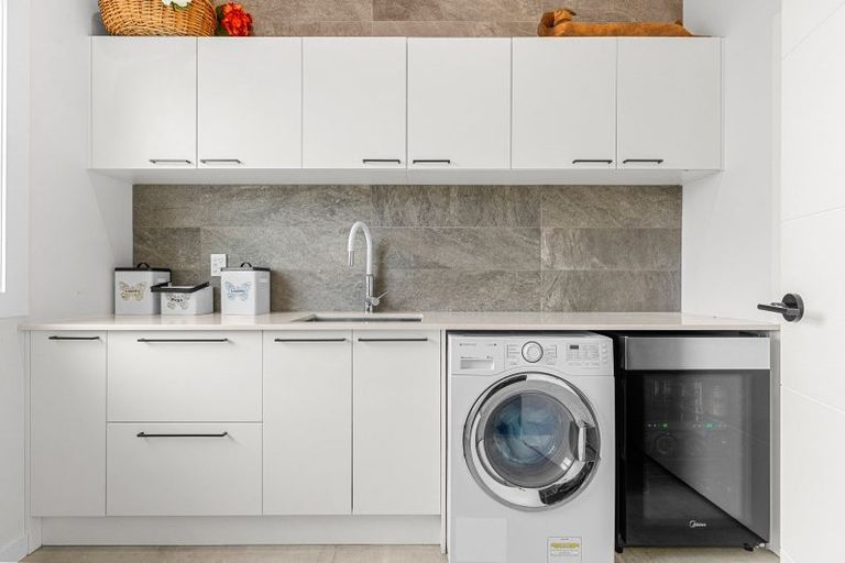 Photo of property in 66 Lakeview Lane, Mangawhai, 0573