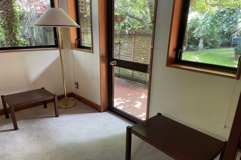 Photo of property in 426a Karori Road, Karori, Wellington, 6012