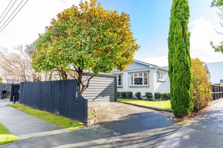 Photo of property in 157 Weston Road, St Albans, Christchurch, 8052