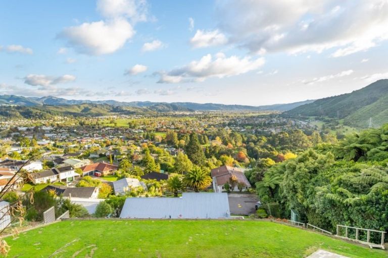 Photo of property in 15 Alleyne Court, Brown Owl, Upper Hutt, 5018