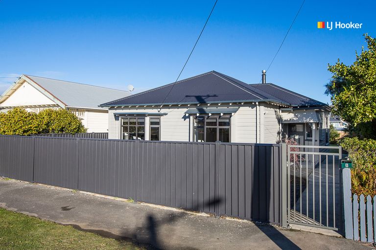 Photo of property in 8 Alma Street, Saint Kilda, Dunedin, 9012