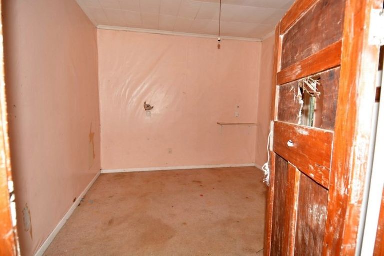 Photo of property in 147 Morton Street, Strathern, Invercargill, 9812