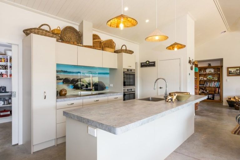 Photo of property in 1/142 Mapara Road, Acacia Bay, Taupo, 3385