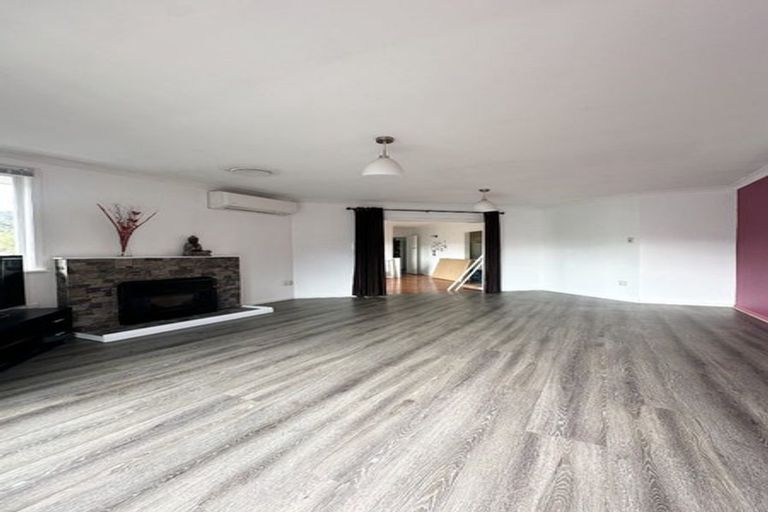 Photo of property in 26 Holborn Drive, Stokes Valley, Lower Hutt, 5019