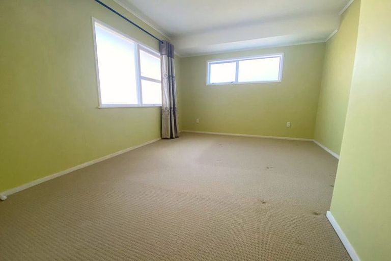Photo of property in 5 Opal Avenue, Pakuranga, Auckland, 2010