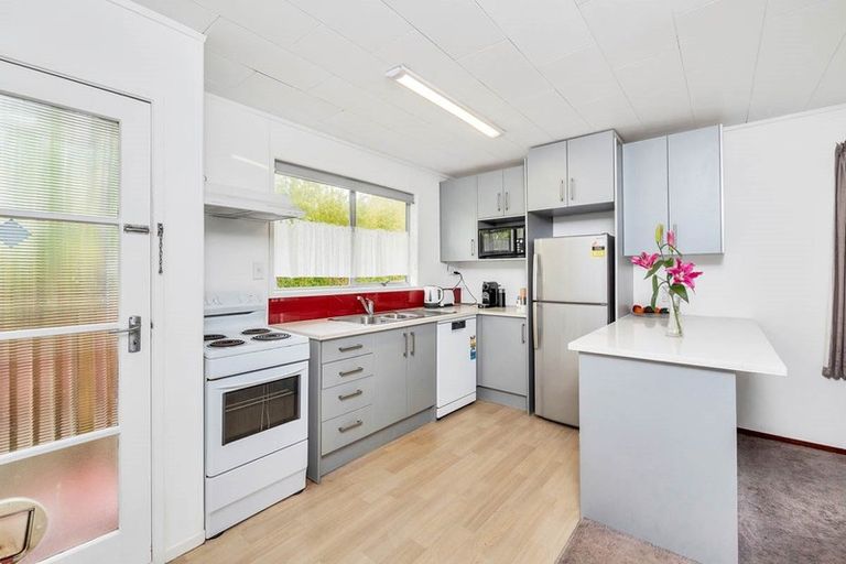 Photo of property in 56 Awaruku Road, Torbay, Auckland, 0630