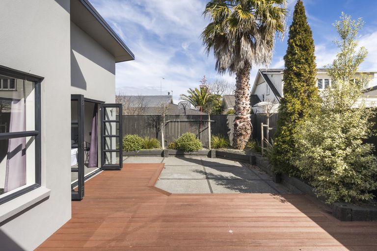 Photo of property in 7a Florence Avenue, Palmerston North, 4414