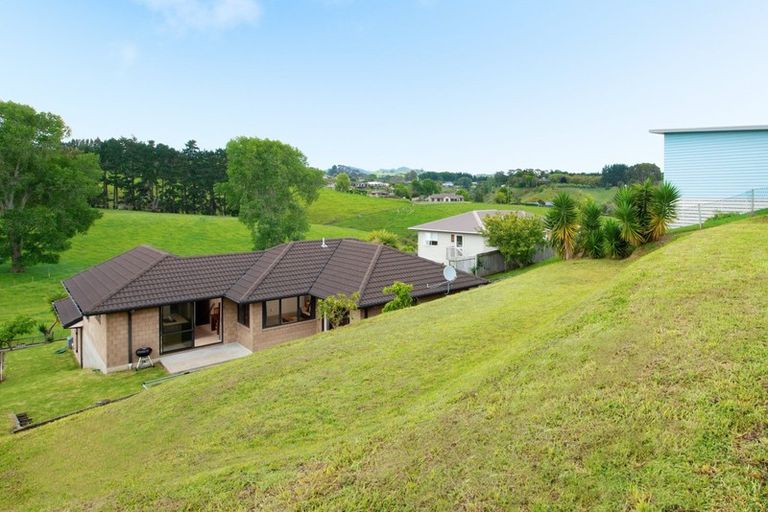 Photo of property in 10 Raptor Way, Welcome Bay, Tauranga, 3175