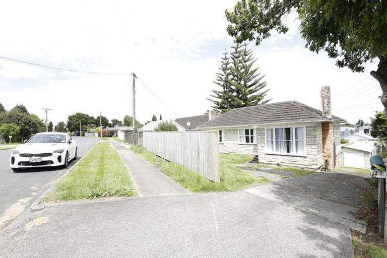 Photo of property in 27 Takanini Road, Takanini, 2112