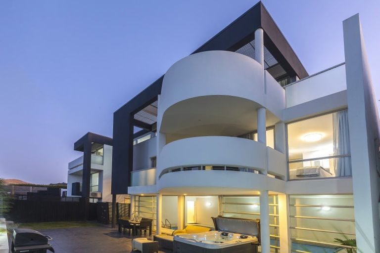 Photo of property in 12 Harry Ell Drive, Cashmere, Christchurch, 8022