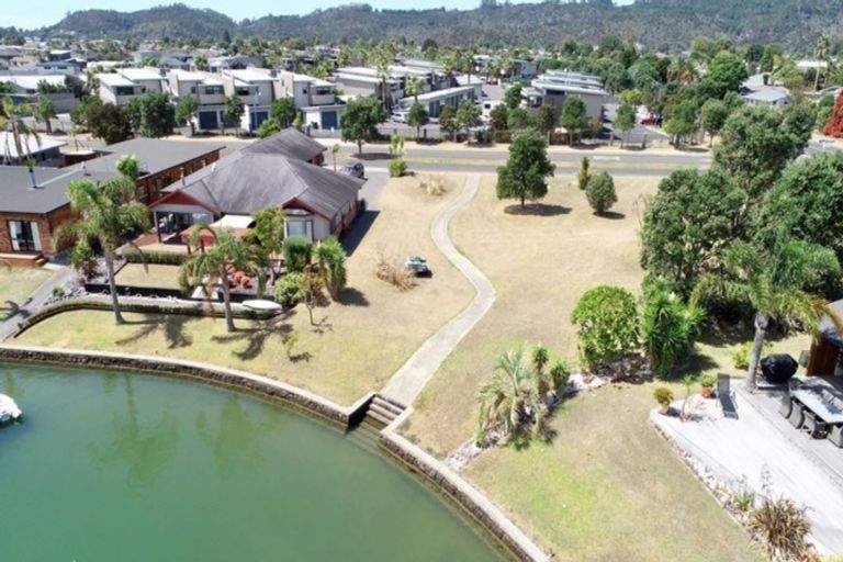 Photo of property in 3 Arawa Lane, Whitianga, 3510