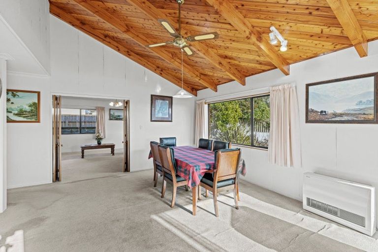 Photo of property in 9c Del Mar Place, Merrilands, New Plymouth, 4312